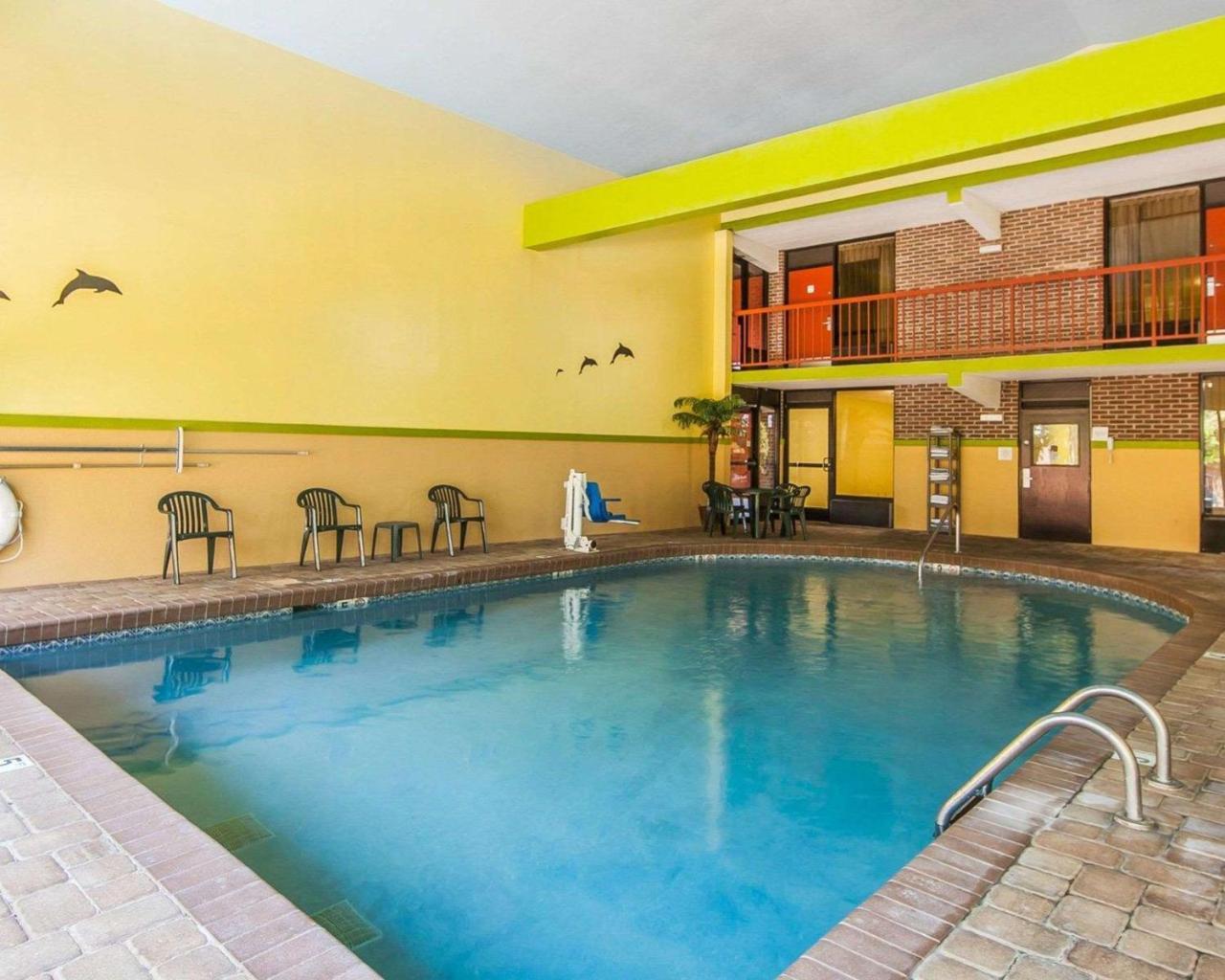 Quality Inn West I - 75 Суитуотер Экстерьер фото